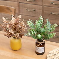 Buket Daun Eucalyptus Buatan 6 Lapis Grosir, Daun Eucalyptus Hijau Tunggal untuk Dekorasi Rumah