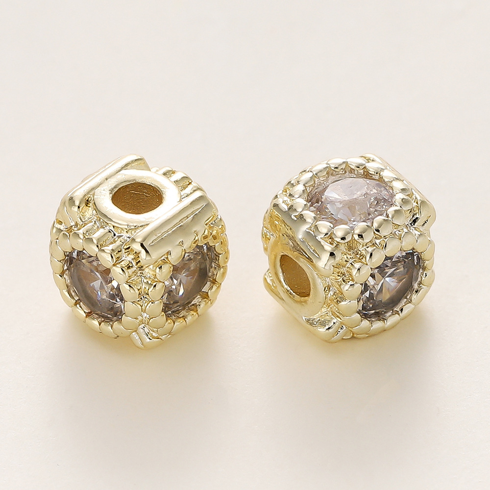Perles d'espacement carrées en dentelle 14k avec rétention de couleur - blanc