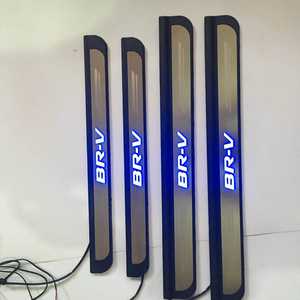 อุปกรณ์ตกแต่งภายนอกรถยนต์,คุณภาพสูงทำจากสเตนเลสสตีล ABS สีเงินกันรอยชายบันไดสำหรับ Honda <span class=keywords><strong>BRV</strong></span> - Product Image 5