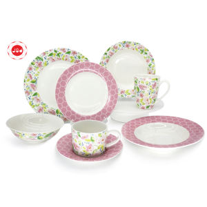 Service de table en porcelaine fine peinte à la main pour le marché polonais - Product Image 2