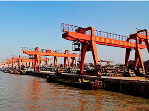 Single <span class=keywords><strong>Double</strong></span> Speed 15 Tonnen 20 Tonnen 30 Tonnen 12m 15m 18m Spannweite <span class=keywords><strong>Double</strong></span> Beam MH Portalkran Doppelt räger Portalkran - Product Image 2