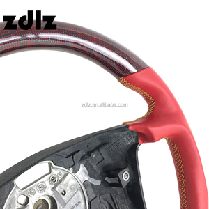 Volante Personalizado de Cuero Rojo Liso con Fibra de Carbono en Forma de Panal para <span class=keywords><strong>BMW</strong></span> <span class=keywords><strong>E30</strong></span> E46 M3 E38 E39 E53 320 325 <span class=keywords><strong>330</strong></span> - Product Image 4