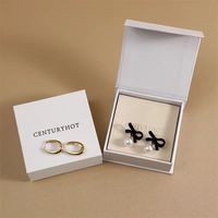 Boîte d'emballage de bijoux personnalisée de luxe avec laminage mat et gaufrage, revêtement UV, ensemble de boîtes cadeaux en papier
