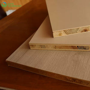 Armoire/Penderie Moderne en Panneaux de Bois Massif Écologique E0, Résistante à l'Humidité, en Panneaux Composites de Pin de Première Qualité - Product Image 3