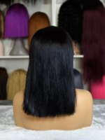 Perruque courte bob en cheveux humains vierges brésiliens bruts HD, ondulations profondes, sans colle, dentelle transparente, sans perte de cheveux