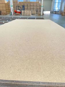 Venta al por mayor de China Suministro de 12mm 18mm <span class=keywords><strong>Tipo</strong></span> <span class=keywords><strong>Osb</strong></span> Plates Precios Flakeboards Panel de tablero de partículas con CE y CARB - Product Image 3