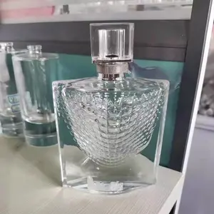 Garrafa de vidro quadrada transparente da garrafa preta personalizada da fabricação para perfumes