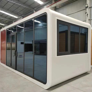 Cabine modulaire en forme <span class=keywords><strong>de</strong></span> pomme <span class=keywords><strong>pour</strong></span> <span class=keywords><strong>location</strong></span> <span class=keywords><strong>de</strong></span> vacances dans un complexe touristique - Product Image 1