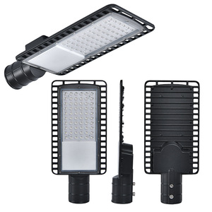 Tête de lampadaire extérieur ultra-lumineuse en fonte LDE, nouvelle solution pour projets de construction rurale, lampadaire à haut mât, Zhongshan - Product Image 3