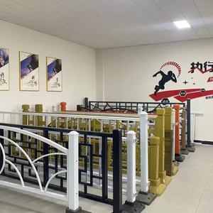 Valla Metálica para Exteriores para Estacionamiento y Seguridad Peatonal - Product Image 1