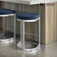 Tabouret de bar en métal de style nordique moderne et minimaliste, chaise haute de réception, non réglable en hauteur, luxe léger, pour bar commercial, maison ou café