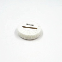 Savon rond végétalien 25g pour hôtel avec impression dorée et emballage plissé – Articles de toilette
