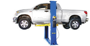 Elevador Hidráulico Automotriz de 4 Toneladas, de Doble Cilindro, con Piso Libre, de 2 Postes - Product Image 3