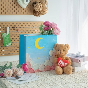 <span class=keywords><strong>Sacchetti</strong></span> di <span class=keywords><strong>Carta</strong></span> Personalizzati di Grande Formato per Feste, Produzione all'Ingrosso, <span class=keywords><strong>Sacchetti</strong></span> Regalo in <span class=keywords><strong>Carta</strong></span> Artigianale - Product Image 1