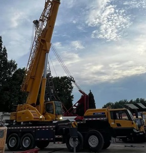 Grue sur camion d'occasion économique de 80 tonnes avec stabilisateurs papillon et moteur Weichai 4500h - Product Image 6