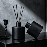 Bouteille diffuseur à roseaux en verre noir 50 ml, vente en gros, flacon vide de luxe pour diffuseur d'arômes, OEM ODM, logo personnalisé pour la décoration intérieure