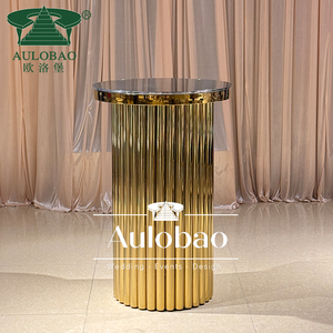 Comptoir et chaise de bar rond en acier inoxydable doré pour meubles de mariage - Product Image 3