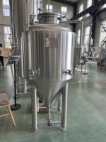 Grands réservoirs de fermentation coniques à double enveloppe en acier inoxydable 304 de 8BBL, 10BBL, 15BBL, type Unitank et Bright Tank