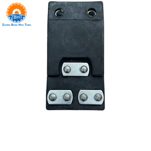 Blocs en caoutchouc à trois griffes pour grattoirs de désépaillage d'abattoir, accessoires pour machine à épiler les porcs - Product Image 1