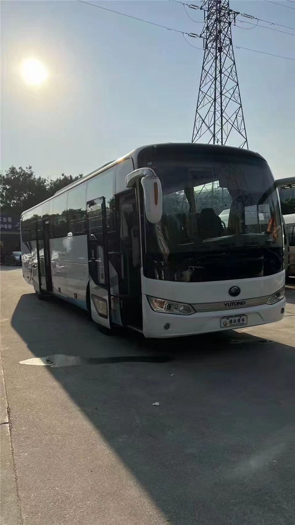 Customized City Buses - Yu-Tong Bus 55 Seats Luxury Coaches