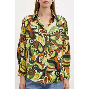 Chemise en satin à motifs marbrés verte, chemisier décontracté boutonné pour femme, imprimé floral, à porter au quotidien - Product Image 5