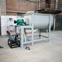 Mélangeur horizontal de 150 modèles avec moteur diesel, mélangeur d'aliments pour animaux, machine de mélange horizontale, mélangeur d'aliments pour bétail