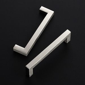 Sunshibe <span class=keywords><strong>SCP</strong></span>-<span class=keywords><strong>001</strong></span> OEM/Personalizado Tirador de Puerta Cuadrado Moderno de 8 Pulgadas de Acero Inoxidable 304, Níquel Satinado, Tubo Sólido/Hueco, 2 Años de Garantía - Product Image 2