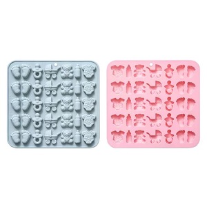 Nouveau style Moule à <span class=keywords><strong>chocolat</strong></span> en silicone pour série de sucettes de voiture mère-enfant, résistant à la chaleur et de qualité alimentaire, facile à démouler - Product Image 2