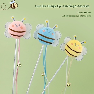 Jouet interactif pour chat en peluche en forme de petite abeille ronde et dodue, pour usage intérieur, vente en gros d'articles pour animaux de compagnie - Product Image 4