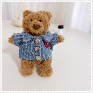 Set di Vestiti in Maglia per Bambole di Peluche da 12CM, Include Maglione, Jeans, Vestito, Gonna e Cappello - Product Image 1