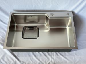 Fregadero de Cocina de Acero Inoxidable SUS304 Leimanxi, Diseño Moderno, Hecho en Vietnam, Estilo Extensible - Product Image 6