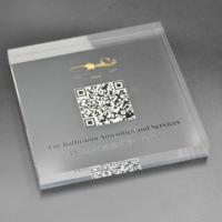 Support de codes à barres QR en acrylique transparent personnalisé personnalisé Bloc de présentoir Wifi en acrylique carré transparent