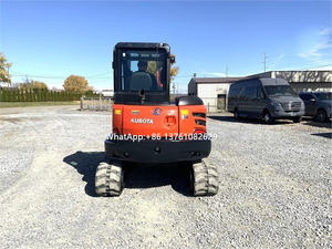 Mini-excavatrice d'occasion Kubota Kx057-4 avec flèche pivotante à vendre à prix réduit - Product Image 6