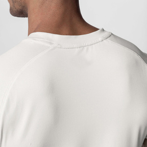 Logo personnalisé incurvé ourlet fendu Spandex séchage rapide musculaire coupe ajustée vêtements de sport t-shirt hommes Fitness course Compression chemises de gymnastique - Product Image 3