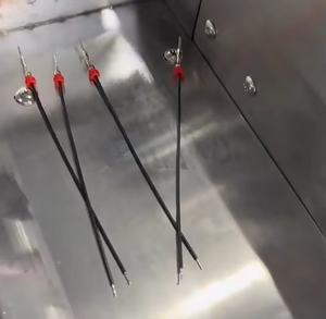 Machine à bouchon de pluie entièrement automatique-Filetage simple à double pression - Product Image 3