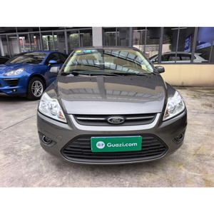 Guazi Ford Focus 2013 Berline d'occasion Essence Manuelle Berline Professionnelle Traction Avant Gris Foncé Stock en Gros Voiture d'occasion pour Importateurs - Product Image 2