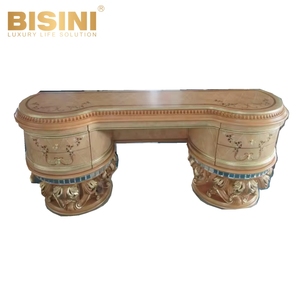 Juego de dormitorio de boda maestro del castillo del Palacio Real de estilo francés de lujo hecho a mano de madera tallada y cama doble de tela - Product Image 5