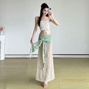 Falda Larga de Malla con Lazo Delantero y Cintura Baja Estilo Vacacional para Mujer, con Estampado Floral y Parches Transparentes, Ajuste Delgado y Elegante - Product Image 2