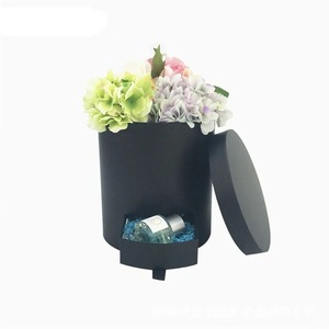 กล่องของขวัญกระดาษคราฟท์ทรงกลมสำหรับบรรจุภัณฑ์ดอกไม้ สามารถปรับแต่งได้ตามความต้องการ - Product Image 2