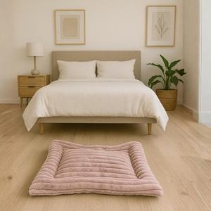 Cuccia per Animali Yommy Rosa, 3 Misure, 4 Colori, Morbido Tappetino Invernale per Cani e Gatti, per Uso Interno - Product Image 6