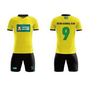 Jersey Sepak Bola Retro dengan Desain Pemain Sepak Bola Legendaris, Nyaman Dipakai, Bergaya, dan Tampilan Abadi untuk Penggemar Sejati - Product Image 3