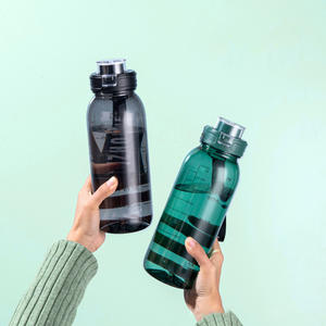 Nuovo design riutilizzabile BPA Free 1000ml sport bottiglia d'acqua in <span class=keywords><strong>plastica</strong></span> con coperchio Chug e maniglia per il trasporto lavabile in lavastoviglie per la scuola di viaggio - Product Image 3