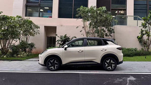 Wuling Bingo S Mini SUV Eléctrico Usado, Compacto, BEV, Ideal para el Transporte Urbano, Recién Llegado - Product Image 2