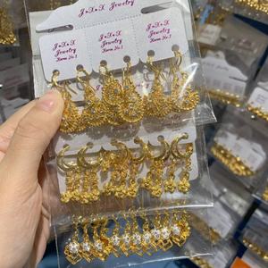 Boucles d'oreilles pendantes Jxx Fashion en laiton plaqué or 24 carats, style fleur classique avec zircon, pour femmes - Product Image 3