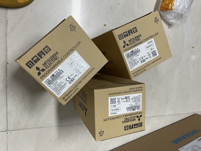100% New and Genuine 100% New and Original Mitsubishi Programmable Logic Controller FX3U-48MR/ES-A
