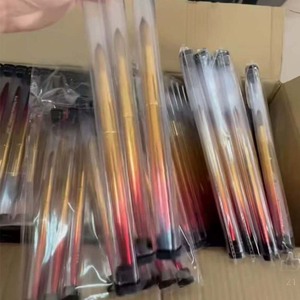 Pinceau à ongles en acrylique 100% pur Kolinsky, tailles OEM 20 24, style allemand, pinceau à poudre, logo personnalisé - Product Image 1