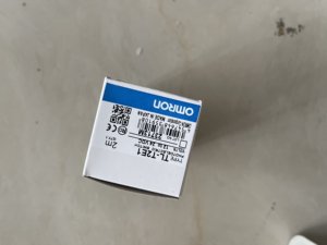 เซ็นเซอร์วัดระยะใกล้ OMRON รุ่น TL-T2E1 ของแท้ 100% ใหม่เอี่ยม ระยะตรวจจับ 2 เมตร - Product Image 1