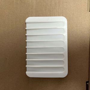 Al por mayor: Soporte flexible de silicona blanco para jabón, protector de jabón suave para baño - Product Image 6