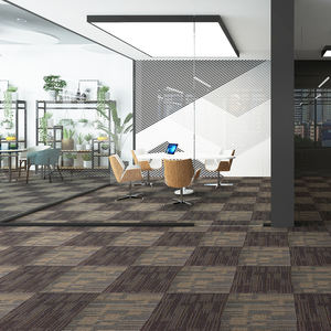 Dalles de moquette carrées modernes à rayures en boucle, amorties, 50x50cm, en PP, pour bureaux et espaces commerciaux - Product Image 2