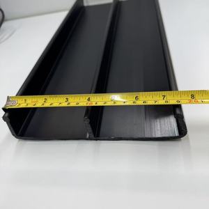 Bande de soudure industrielle en géomembrane HDPE E-Lock EL-20, écologique, durable, anti-fissuration et anti-gel pour la construction de bassins, de barrages et de décharges. - Product Image 4